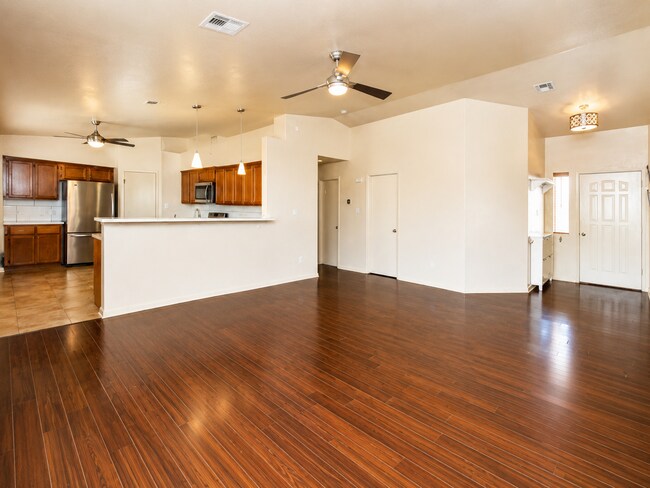 Building Photo - 6146 E 41st Pl