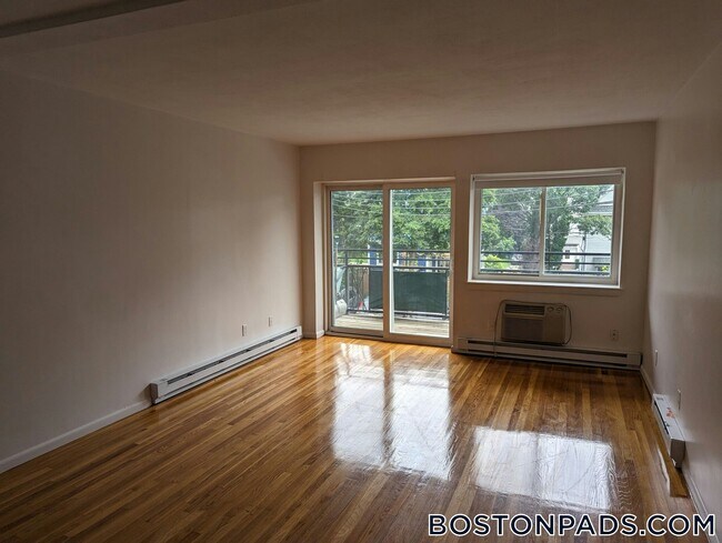 Building Photo - 525 Highland Ave