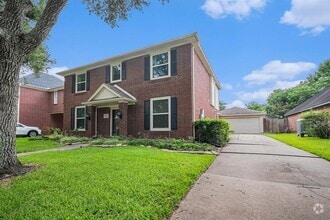 Building Photo - 124 Harwood Dr