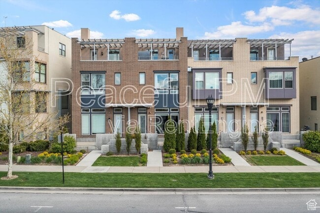 Photo - 4621 Daybreak Rim Way Townhome