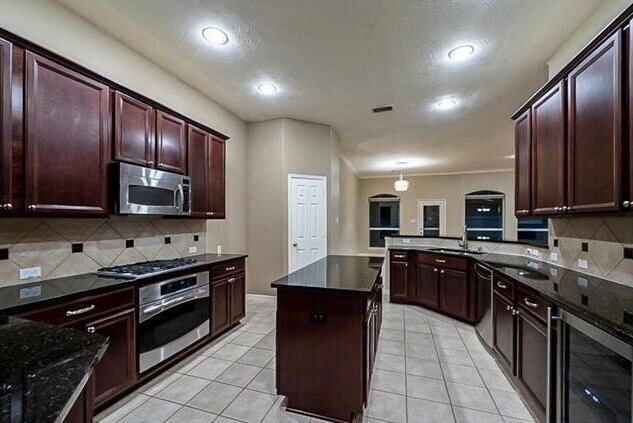 Foto del edificio - 14502 Wildwood Springs Ln