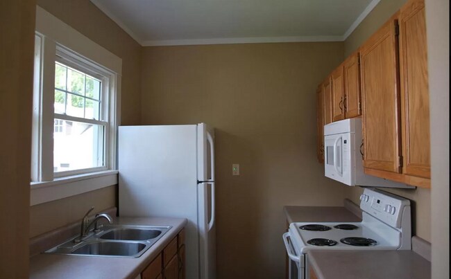 Foto del edificio - 3717 37th Ave S