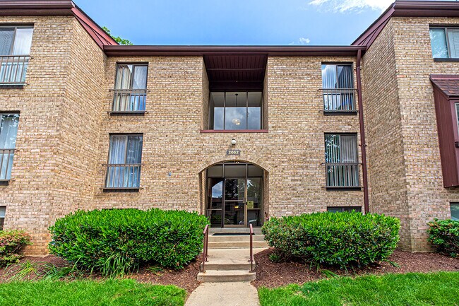 Foto del edificio - 2052 Royal Fern Ct