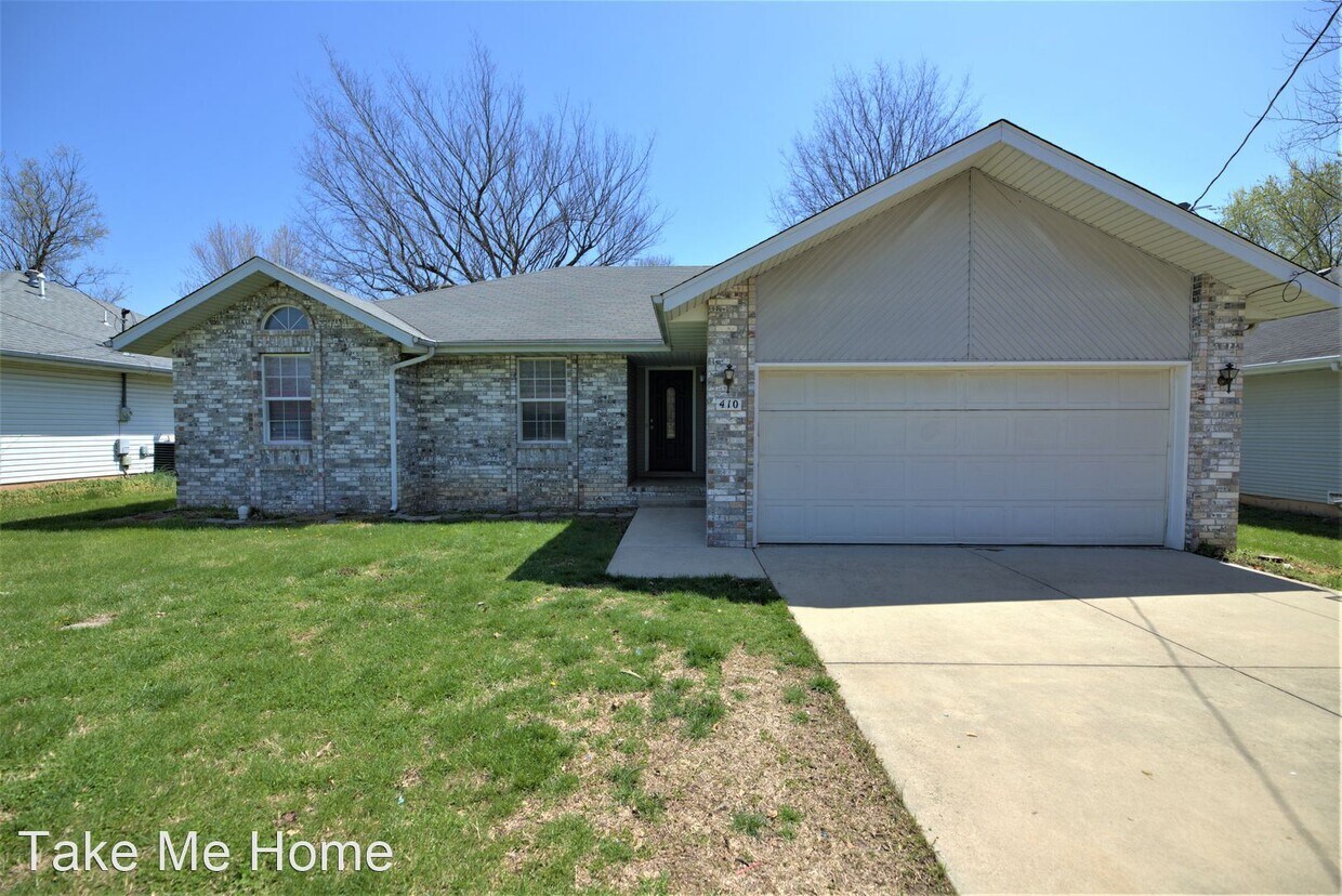 Primary Photo - 3 br, 2 bath House - 410 S Harper Ave