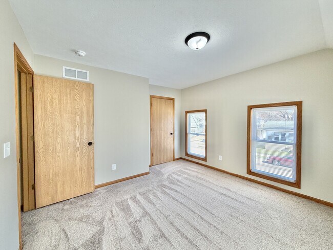 Foto del edificio - 612 Cherry St