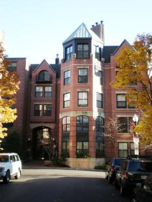 Primary Photo - 30 Garrison St