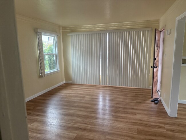 Foto del edificio - 216 E 108th St