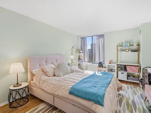 Foto del edificio - 929 N Astor St