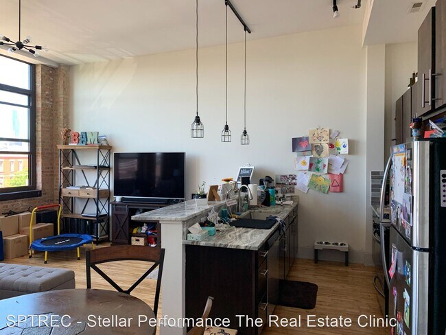 Foto del edificio - 1432 W 21st St