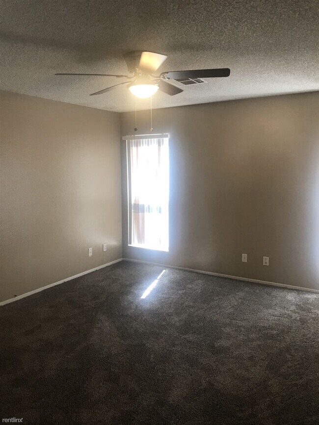 Foto del edificio - 3 br, 2.5 bath House - 2821 Autumn Haze Lane