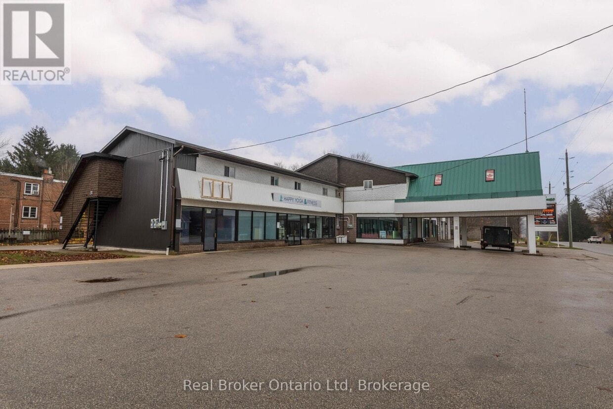 Photo principale - 675 6th St E