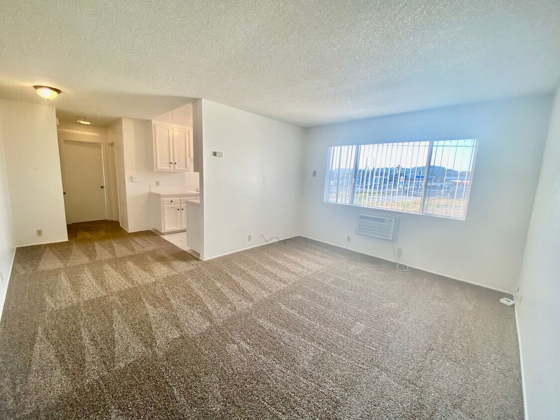 Primary Photo - Upper Corner Unit with Utilities INCLUDED!!