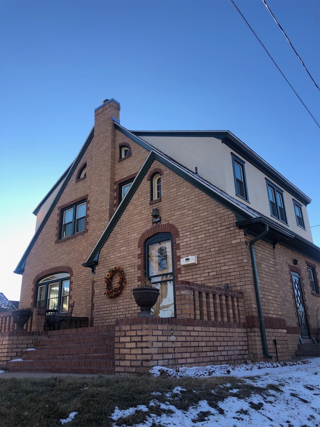 Building Photo - 3306 Carey Ave