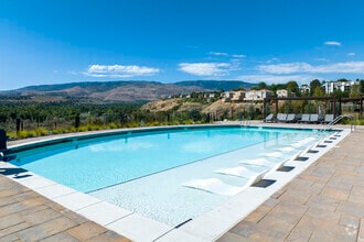 Other - The Retreat Luxury Apartments & Townhomes