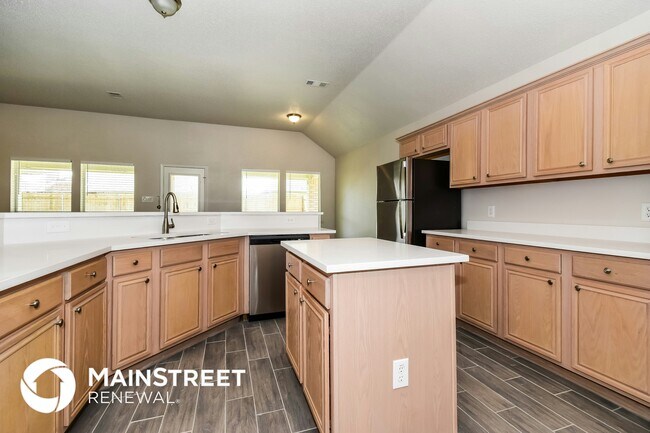 Building Photo - 221 Dartmouth Dr