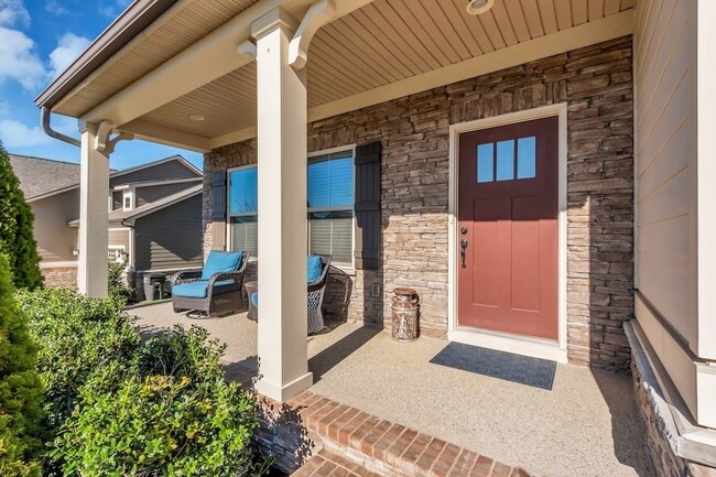 Building Photo - 6930 Wellsford Ln