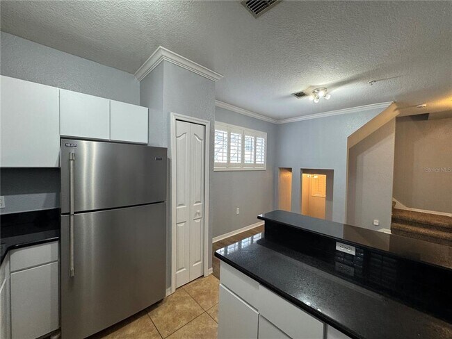 Foto del edificio - 1967 Legacy Cove Dr