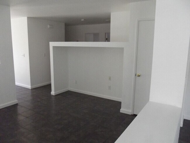 Foto del edificio - 3 br, 2 bath House - 3627 WEST RIVER DRIVE