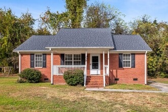 Building Photo - 719 Dorothy Brown St