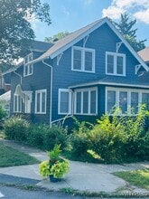 Building Photo - 58 Montrose Ave