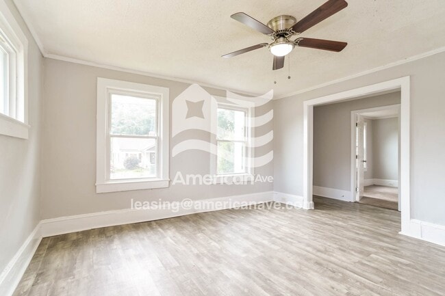 Building Photo - 407 S Emerson St