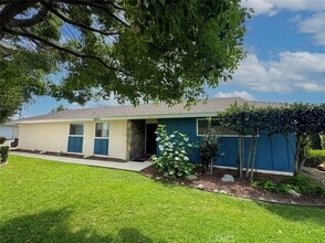 Building Photo - 2652 College Ln