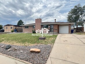 Building Photo - 7759 Elmwood Ln