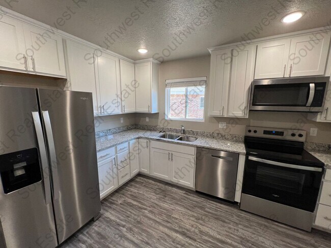 Foto del edificio - 2109 Bobwhite Ct
