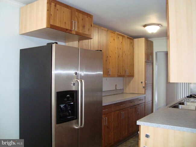 Building Photo - 11 Apex Ct