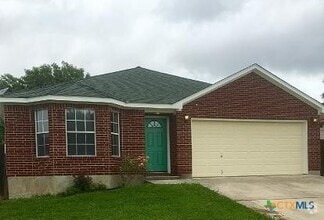 Building Photo - 1160 Hilltop Dr