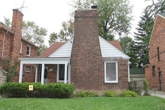 Building Photo - 5752 Bishop St