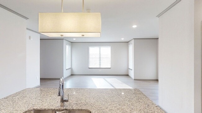 Building Photo - 49 West