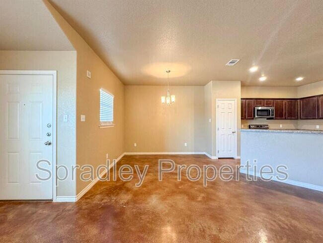 Foto del edificio - 905 Laila Ln