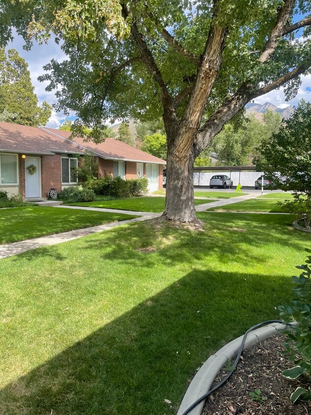 Photo - 6092 S 2075 E (Holladay, UT)