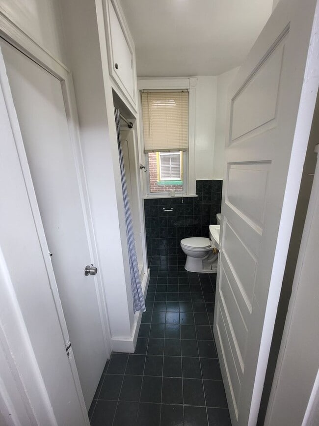 Building Photo - 2619 St Paul St