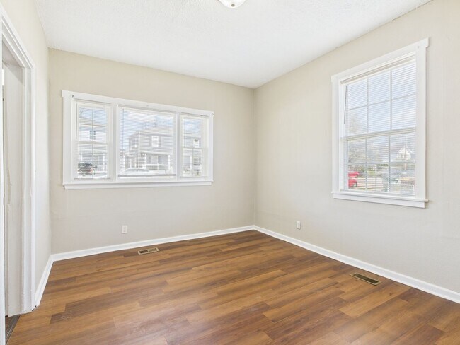 Foto del edificio - 1454 Ferndale Ave