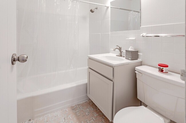 Foto del edificio - 214 Place Apartments