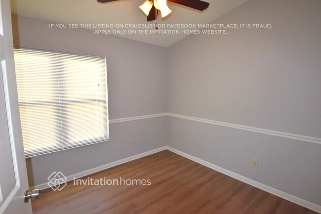 Foto del edificio - 130 Meadow Blvd