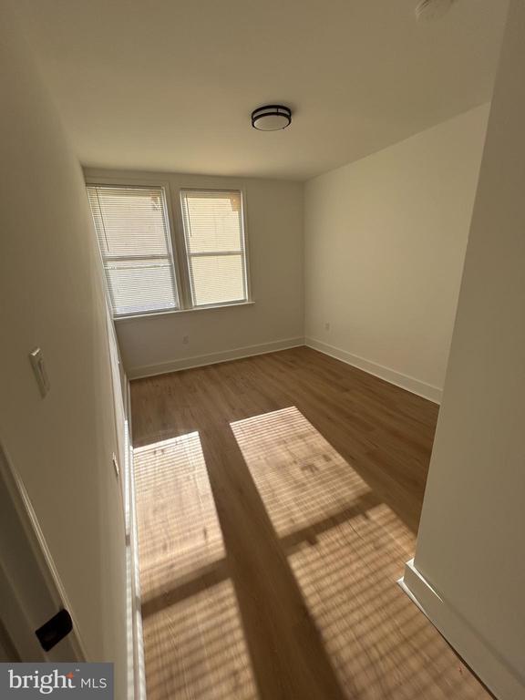 Foto del edificio - 1230 Penn St NE