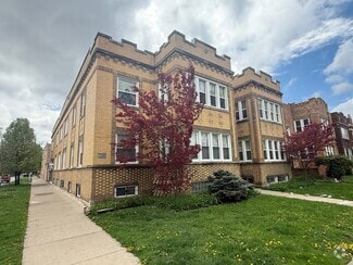Building Photo - 3020 N Karlov Ave