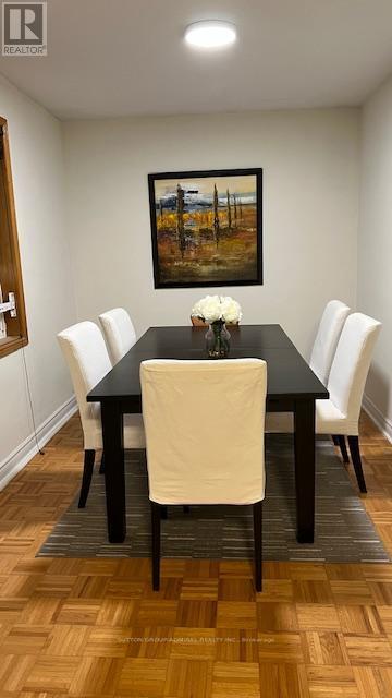 Photo du bâtiment - 35 Verwood Ave