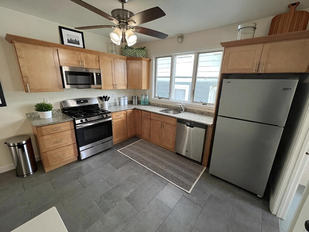 Foto principal - 37-39 Belknap St
