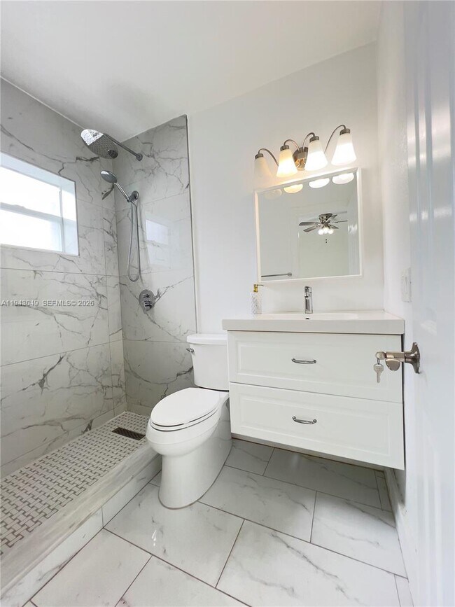 Foto del edificio - 2761 SW 33rd Ct