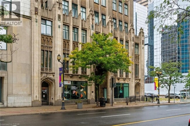 Building Photo - 36 James St S