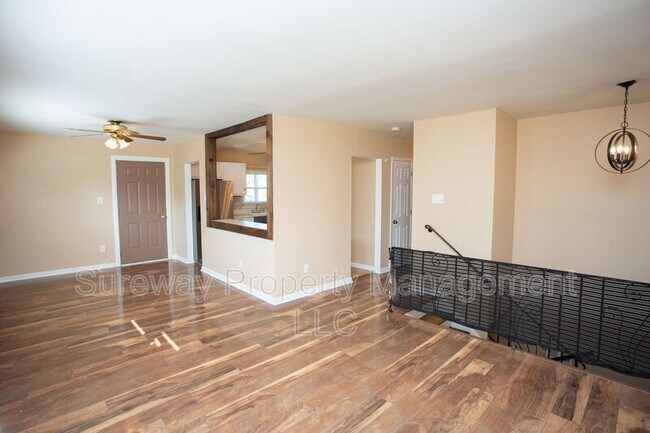 Foto del edificio - 211 Princeton Ave