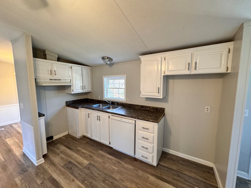 Foto del edificio - 5251 Morgan Creek Rd