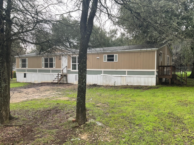 Primary Photo - 104 Lake Forest Dr
