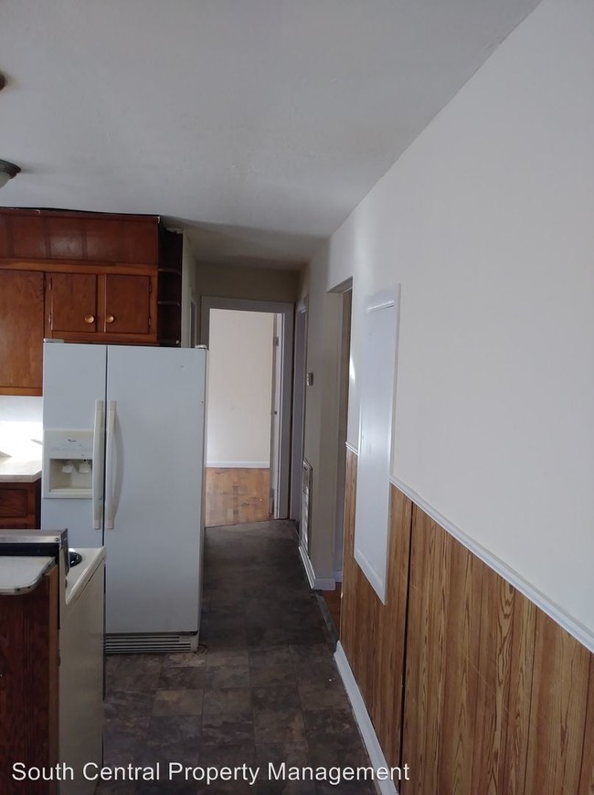 Building Photo - 3 br, 1 bath House - 3447 Old Lexington Rd