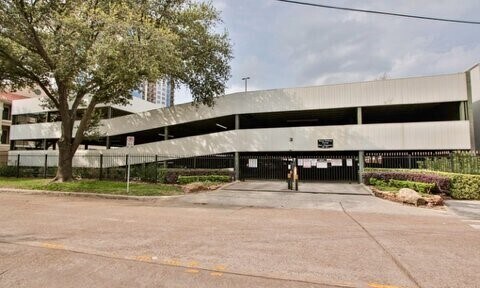 Foto del edificio - 3231 Allen Pkwy
