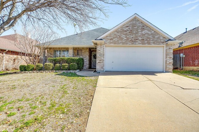 Building Photo - Beautiful 3 bed, 2 Bath Home in Oakmont Me...